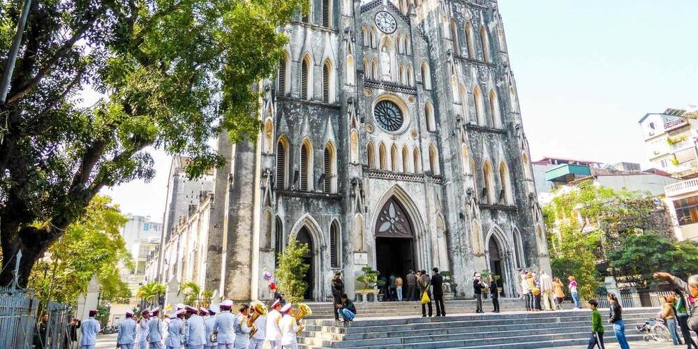 CHRISTMAS-VIETNAM-GUIAS-EN-ESPANOL-VXA-TRAVEL