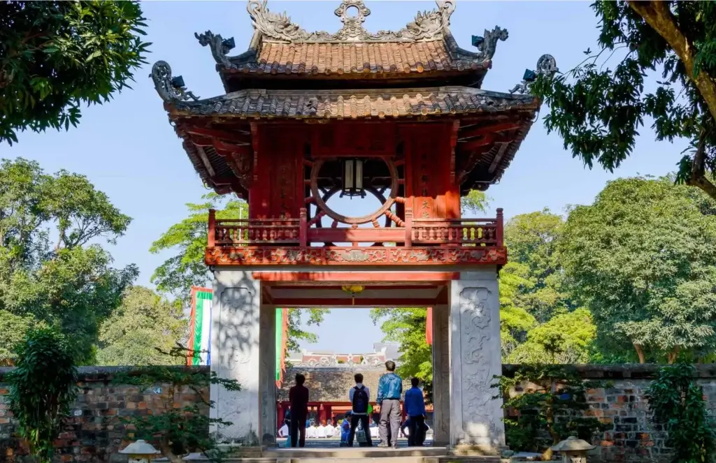 Templo de la Literatura Hanói, Vietnam - VXA Travel