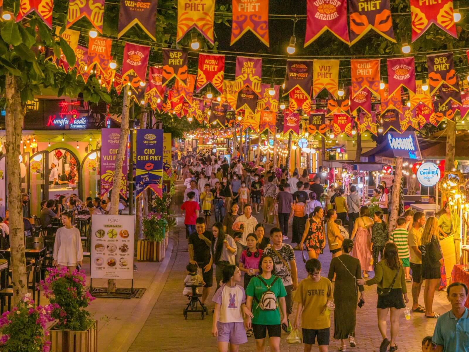 Mercado Nocturno Ha Long