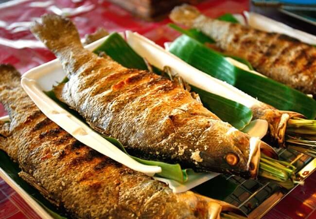 Pescado de rio a la parrilla